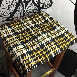 SIZE 8 J CREW PLAID MINI SKIRT (LIGHTLY WORN)